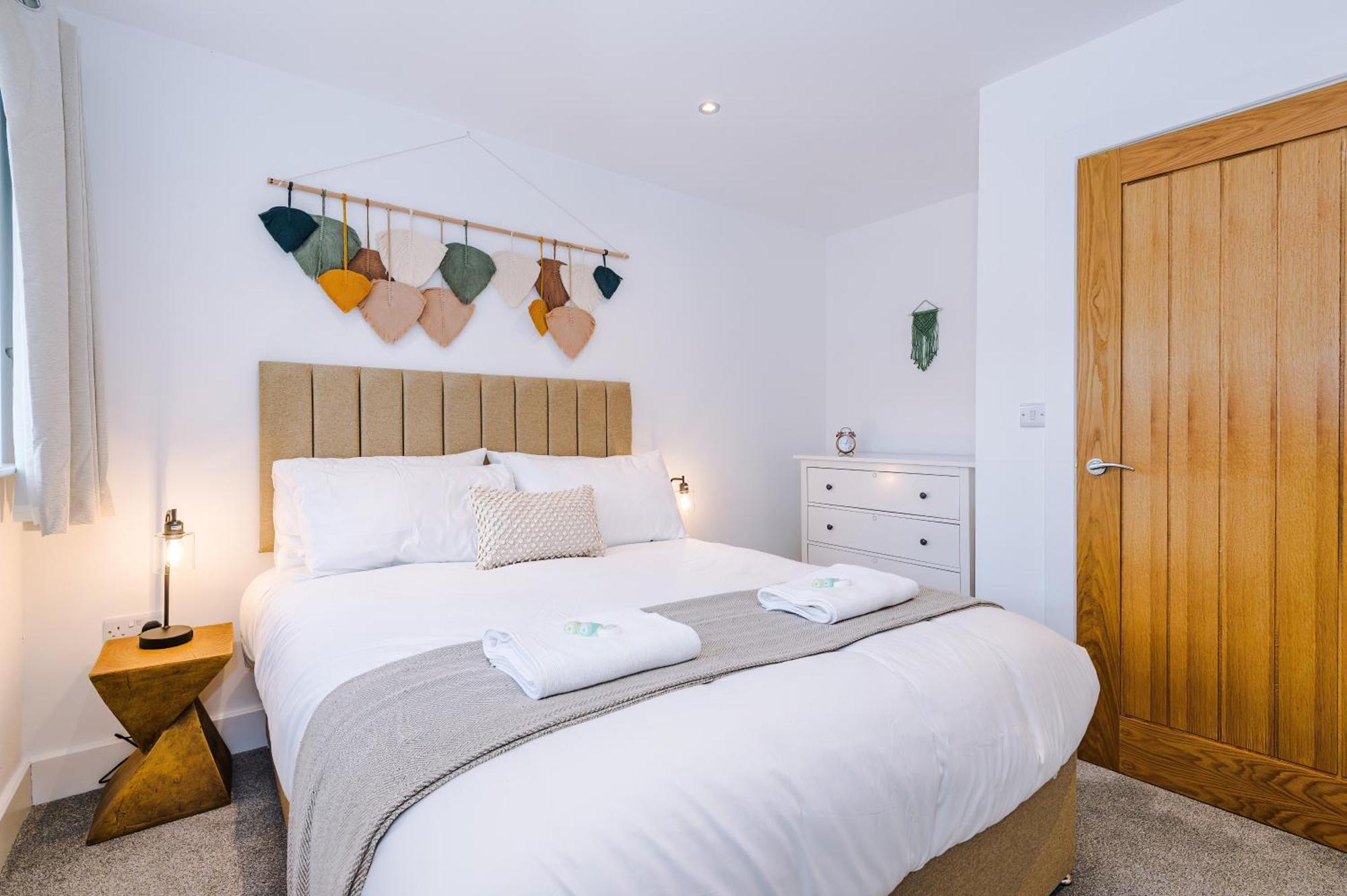Number 21: A Breathtaking Chester Cottage With Parking Mollington  Exteriör bild